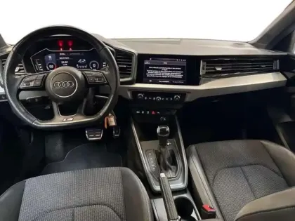 Photo 7 Audi A1 30 TFSI 110 ch S tronic 7 S line