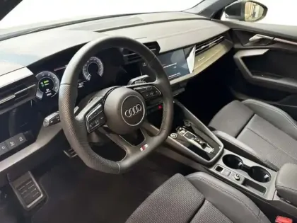 Photo 8 Audi A3 ALLSTREET TFSI e Hybride rechargeable 204 S tronic 6 Avus