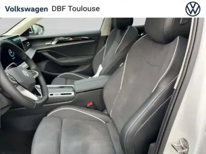 Photo 9 Volkswagen Passat NOUVELLE 1.5 EHYBRID 204CH DSG6 E