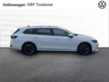 Photo 7 Volkswagen Passat NOUVELLE 1.5 EHYBRID 204CH DSG6 E