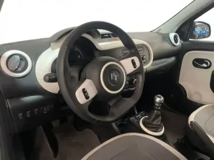 Photo 8 Renault Twingo III 0.9 TCe 90 Energy Zen