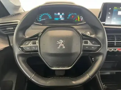 Photo 14 Peugeot 208  e- 136ch Active