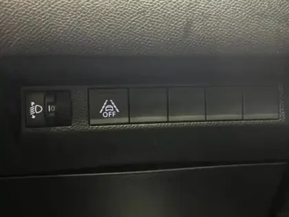 Photo 10 Peugeot 208  e- 136ch Style