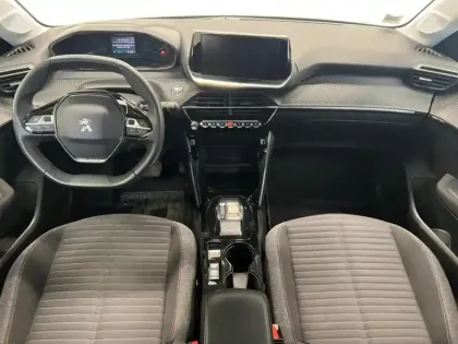 Photo 5 Peugeot 208  e- 136ch Style
