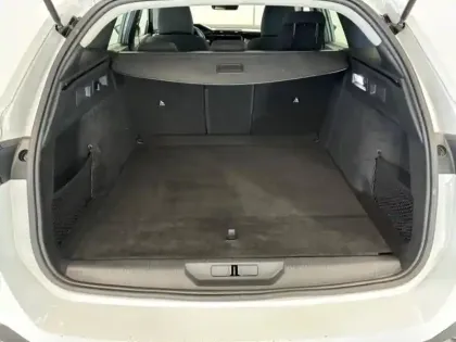 Photo 12 Peugeot 308  SW 1.5 BlueHDi 130ch S&S Style EAT8