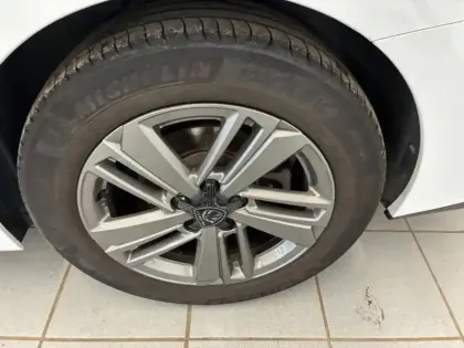Photo 11 Peugeot 308  SW 1.5 BlueHDi 130ch S&S Style EAT8