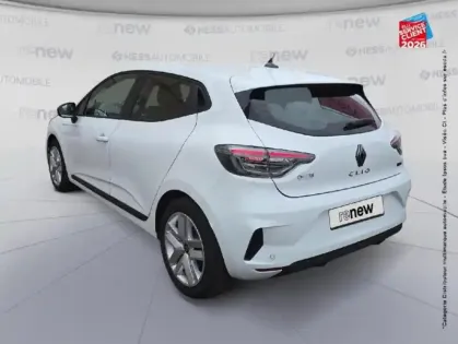 Photo 7 Renault Clio  1.6 E-Tech 145ch full hybrid Evolution - 24