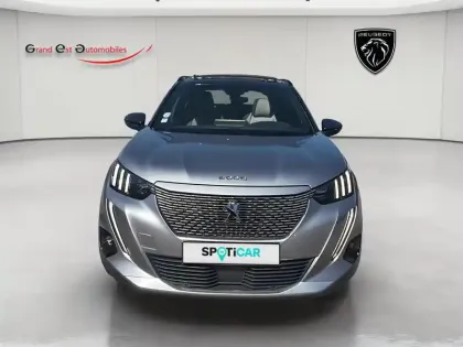 Photo 24 Peugeot 2008  e- 136ch GT Pack