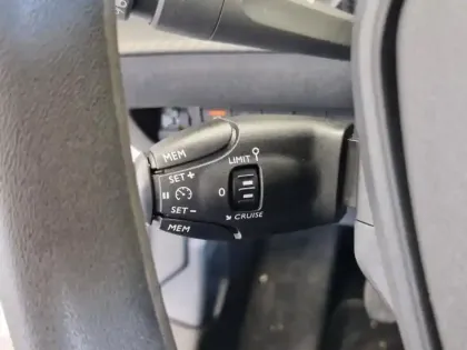 Photo 9 Peugeot 208  1.2 PureTech 75ch S&S Like