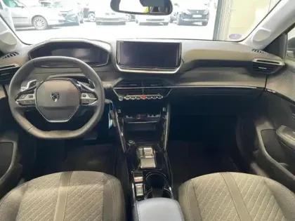 Photo 10 Peugeot 208  1.2 Hybrid 100ch Allure e-DCS6