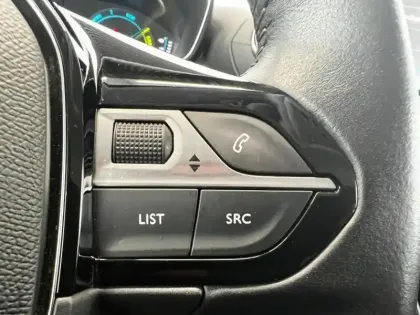 Photo 27 Peugeot 208  e- 136ch Active Pack