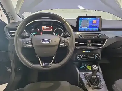 Photo 10 Ford Focus  1.0 EcoBoost 125 S&S mHEV