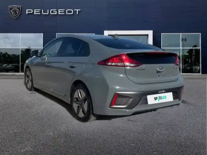 Photo 6 Hyundai Ioniq  Hybrid 141 ch