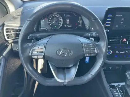 Photo 11 Hyundai Ioniq  Hybrid 141 ch
