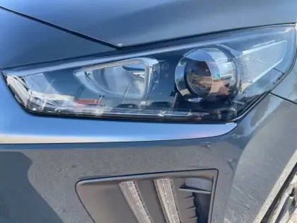 Photo 17 Hyundai Ioniq  Hybrid 141 ch