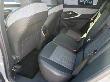 Photo 22 Peugeot 3008  Hybrid 145 e-DCS6 Allure