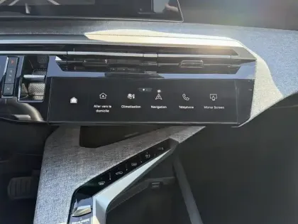 Photo 12 Peugeot 3008  Hybrid 145 e-DCS6 Allure