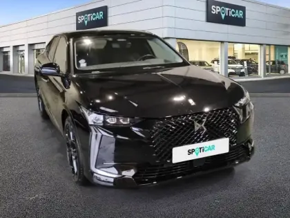 Photo 28 DS DS 4  Hybride E-Tense 225 EAT8 Performance Line+
