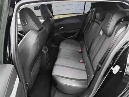 Photo 22 Peugeot 308  PHEV 180 e-EAT8 Allure