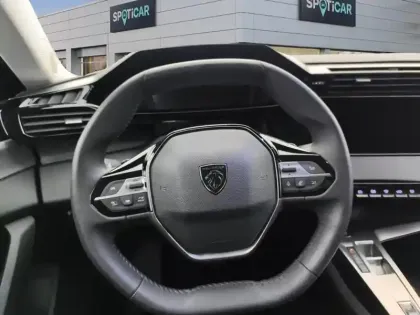 Photo 11 Peugeot 308  PHEV 180 e-EAT8 Allure