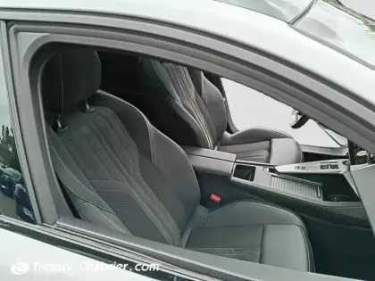 Photo 23 Peugeot 308  PureTech 130ch S&S EAT8 GT