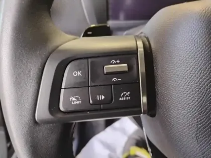 Photo 18 Citroën C4  X Hybride 145 ch e-DCS6 Plus