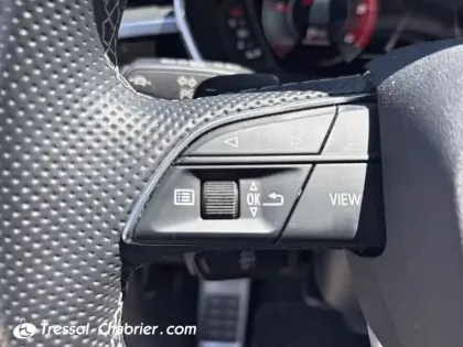 Photo 21 Audi Q3  35 TDI 150 ch S tronic 7 S line