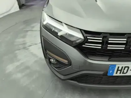 Photo 13 Dacia Jogger  Hybrid 140 5 places GSR2 Extreme +