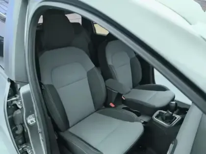 Photo 8 Dacia Jogger  Hybrid 140 5 places GSR2 Extreme +