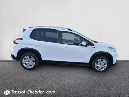 Photo 11 Peugeot 2008  PureTech 82ch S&S BVM5 Signature