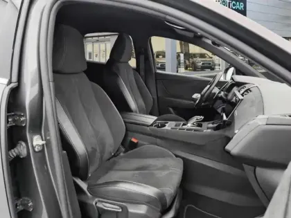 Photo 8 DS DS 7 DS7 Crossback Hybride E-Tense 225 EAT8 Performance Line