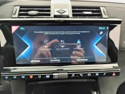 Photo 21 DS DS 7 DS7 Crossback Hybride E-Tense 225 EAT8 Performance Line