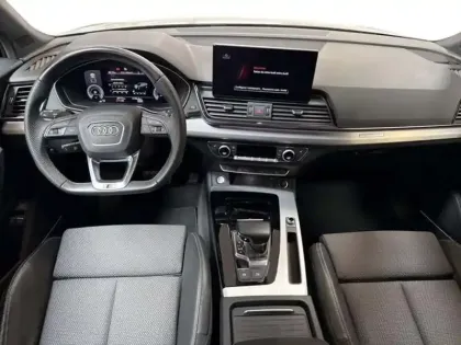 Photo 7 Audi Q5 55 TFSIe 367 S tronic 7 Quattro S line