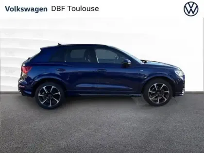 Photo 7 Audi Q3 35 TFSI 150 ch S tronic 7 S line