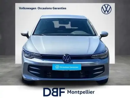 Photo 16 Volkswagen Golf 1.5 eHybrid 204 DSG6 VW Edition