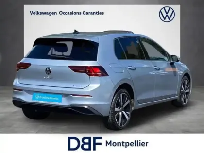 Photo 14 Volkswagen Golf 1.5 eHybrid 204 DSG6 VW Edition