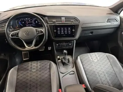 Photo 7 Volkswagen Tiguan 2.0 TDI 150ch DSG7 R-Line