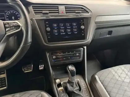 Photo 9 Volkswagen Tiguan 2.0 TDI 150ch DSG7 R-Line