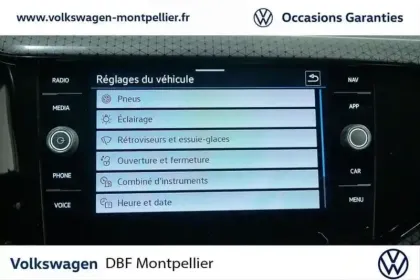 Photo 8 Volkswagen T-cross 1.0 TSI 110 Start/Stop BVM6 R-Line