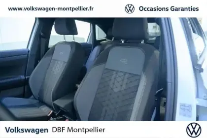 Photo 7 Volkswagen Taigo 1.0 TSI 110 DSG7 R-Line