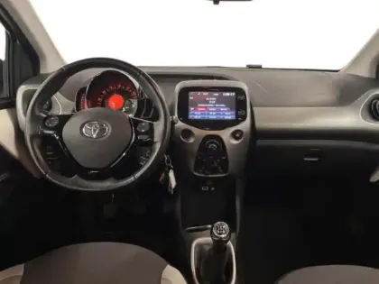 Photo 7 Toyota Aygo 1.0 VVT-i x-wave 3