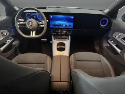 Photo 9 Mercedes CLA  200 AMG Line