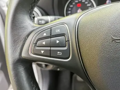 Photo 17 Mercedes Classe A 180 d Intuition 110 ch BVM6