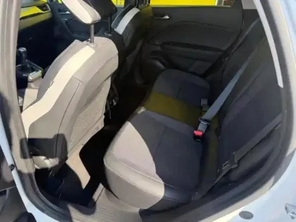 Photo 19 Renault Captur 1.3 TCe 130 Intens