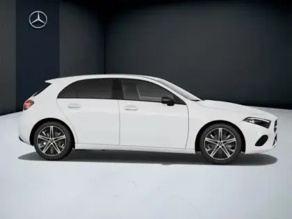 Photo 15 Mercedes Classe A 180 d Progressive Line