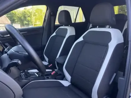 Photo 17 Volkswagen T-roc Carat Exclusive 4Motion