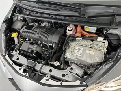 Photo 54 Toyota Yaris 100h Dynamic 5p