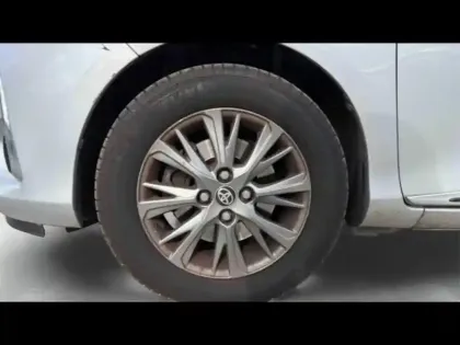 Photo 27 Toyota Yaris 100h Dynamic 5p