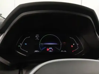 Photo 20 Renault Captur E-Tech 145 - 21 ZEN