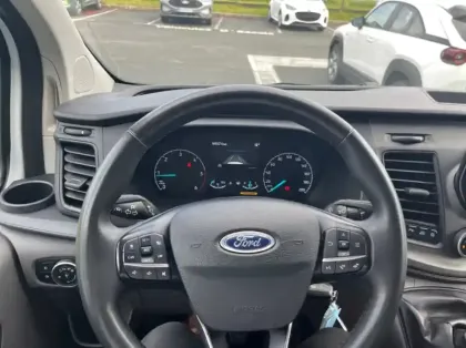 Photo 6 Ford Custom Fg 300 L2H2 2.0 EcoBlue 130 Trend Business 7cv